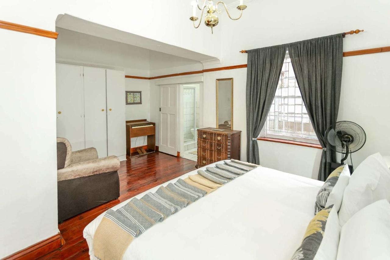 Ravenscliff Villa Oudtshoorn Εξωτερικό φωτογραφία