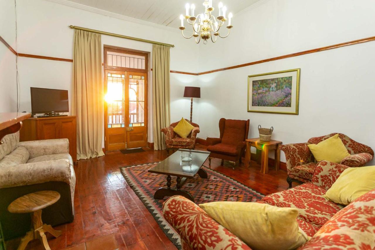Ravenscliff Villa Oudtshoorn Εξωτερικό φωτογραφία